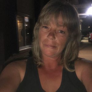 Meet your Posher, Lorree